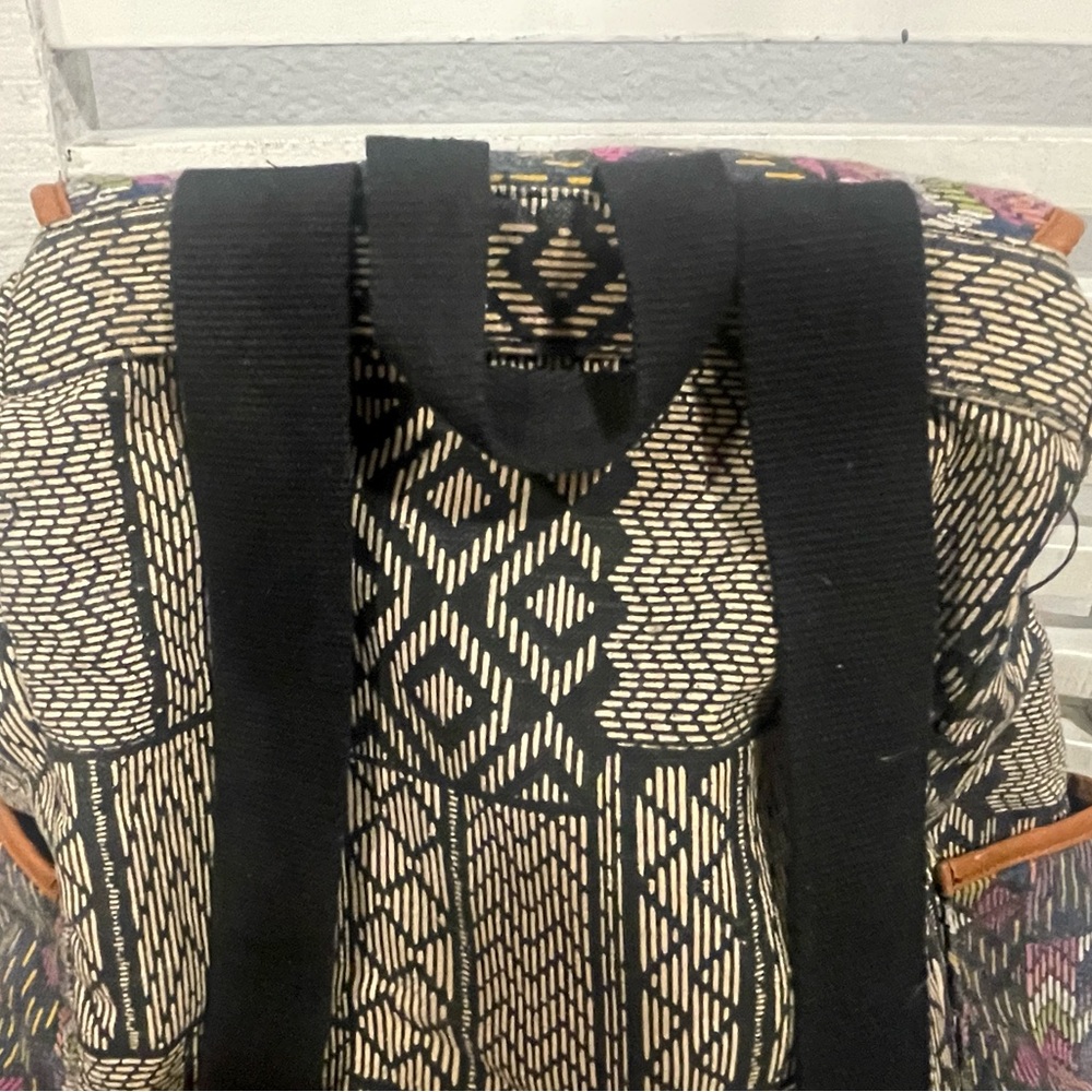 Mossimo Supply Co. Boho, slouchy hobo woven backpack with Tiger Face Embroidery - Picture 4 of 9